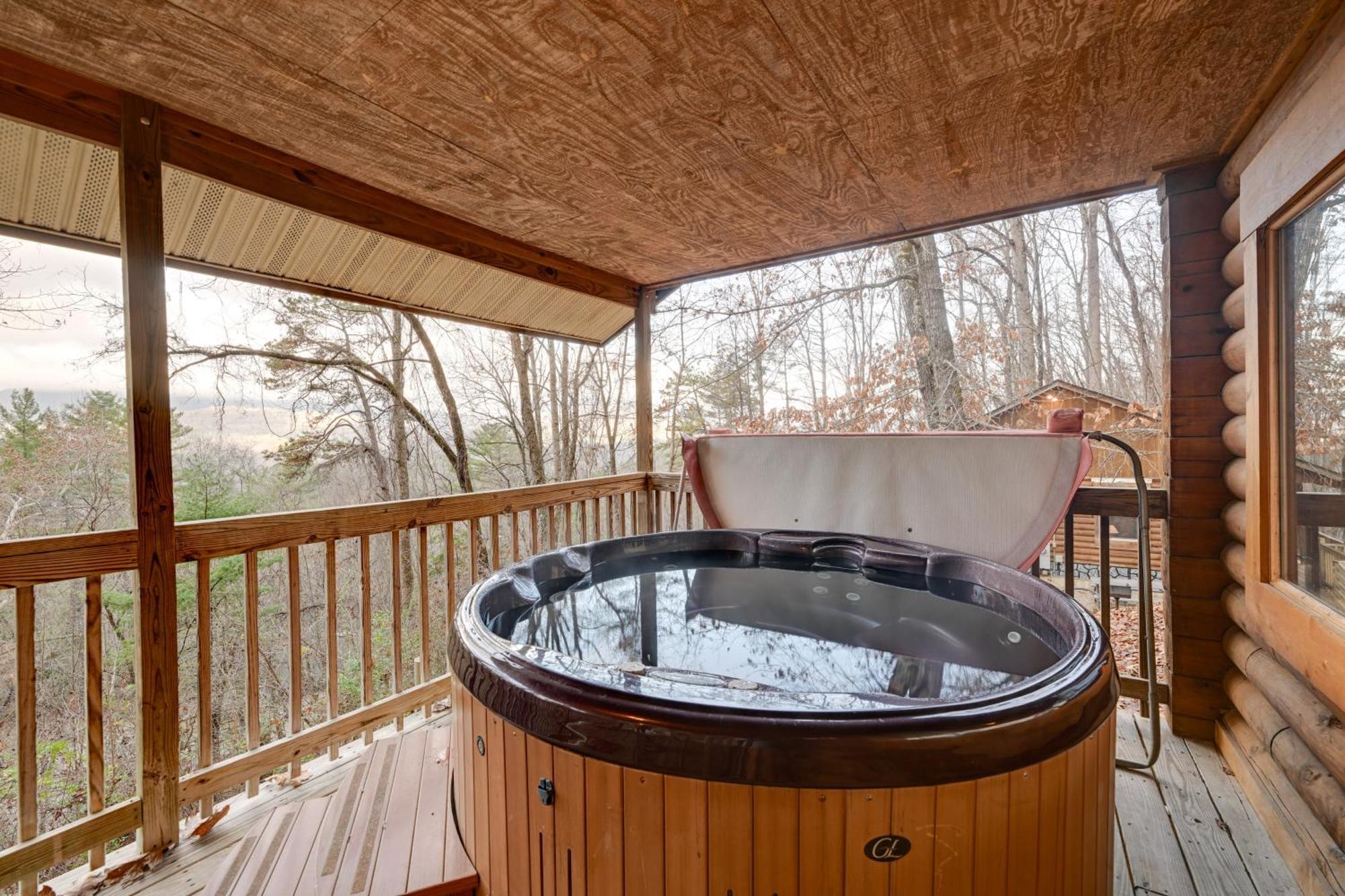 Cozy Deer Glen Cabin With Private Hot Tub And Porch! Брайсон-Сити Экстерьер фото